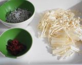 糸こんにゃくとえのき茸のつるつる炒め作り方2写真