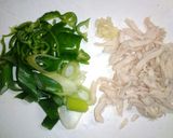 蒸し鶏の焼きうどん作り方2写真
