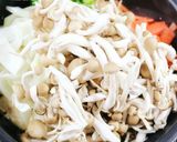 柔らか鶏むね肉としめじのバタポン炒め。作り方4写真