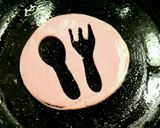 まん丸ハムに型抜き☆卵でお絵かき！作り方7写真