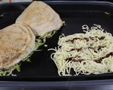 麺ハーフでヘルシー！広島お好み焼作り方9写真