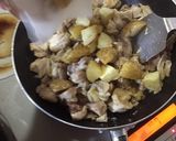 簡単！鶏肉とジャガイモのガーリック炒め作り方2写真