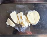 生ハムとモッツァレラチーズのピザ作り方1写真