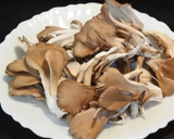 旬鮮♪　ちりめんじゃこと舞茸の黒酢炒め作り方1写真