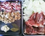 鳥モモ肉ホロホロ白ワイン煮込みスープ♪作り方1写真