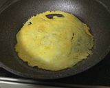 お弁当に甘味を♡羊羹入り卵焼き作り方3写真