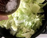ウィンナーと春キャベツの卵とじ作り方6写真