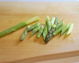 たことアスパラのにんにくマヨ和え＊作り方1写真