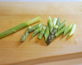 たことアスパラのにんにくマヨ和え＊作り方1写真
