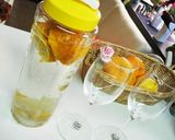 デトックスウォーター★ユズ作り方1写真