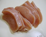 レンジで簡単！蒸し鶏(ちょいたし用)作り方1写真
