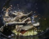 オイルサーディンでペペロンチーノ作り方3写真