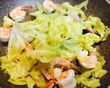 海老と黒オリーブとケイパーの生パスタ作り方3写真