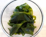 簡単！ワカメと豆腐のお味噌汁★夫の料理作り方1写真
