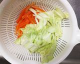 豚肉と野菜のピリ辛中華スープ☆作り方2写真