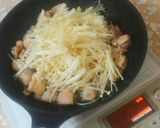 超簡単♪鶏肉とえのきの味噌マヨ炒め作り方3写真