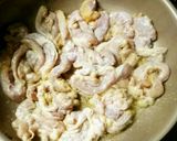 鶏もも肉 しめじの味噌マヨ バター炒め♡作り方4写真