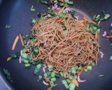 ☆5分で完成☆桜えびと小松菜の焼きそば作り方5写真