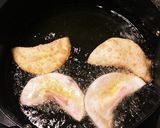 餃子の皮で簡単おつまみ♪カレーマヨ餃子作り方4写真