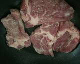 グリーンバナナの粉まぶし豚肉ソテー作り方2写真