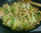 鶏胸肉の新キャベツと蓮根のごま味噌炒め作り方9写真