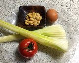 セロリ&トマトのちょっぴりオイスター炒め作り方1写真