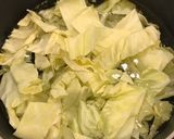 春キャベツと豚肉の、おかずになる味噌汁！作り方5写真