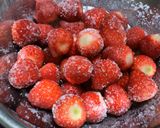 いちごと桜のジャム作り方2写真