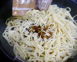 市販焼きそばの麺を美味しくする方法！作り方1写真