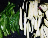 ★豚肉となすとﾋﾟｰﾏﾝの味噌炒め★作り方1写真