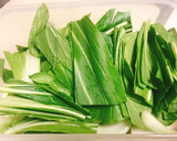 お弁当⑦青梗菜と蟹カマの麺つゆ和え作り方2写真