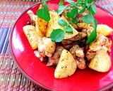 鶏肉とじゃがいもの海苔佃煮炒め☆作り方5写真
