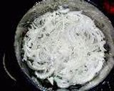 新たまねぎのぱりぱりサラダ作り方1写真