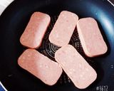 沖縄気分♪愛情たっぷりポーク卵おにぎり作り方1写真