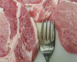 豚ロース肉の、自家製味噌漬け❕作り方1写真