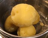 ウインナーと春の温野菜でマヨチーズソテー作り方1写真