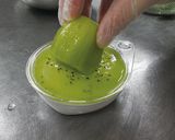 鯛のスプリングサラダ_キウイドレッシング作り方3写真