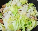 焼肉のタレで★鶏肉とキャベツの卵とじ炒め作り方5写真