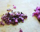 桜の塩漬けと米だけ　春を味わうお花見弁当作り方3写真