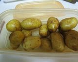 新じゃがのバター醤油☆アンチョビオイルで作り方2写真
