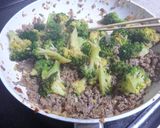ブロッコリーのピリ辛肉味噌炒め作り方4写真