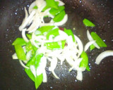 焼き鮭と絹さやのマヨ炒めパスタ☆作り方6写真