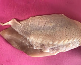 簡単…弱火で柔らか！鶏ムネ肉一枚生姜焼き作り方1写真
