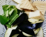 茄子と厚揚げとピーマンの味噌炒め作り方1写真