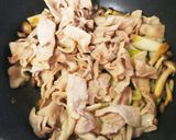 ☆豚バラ肉としめじのよせ鍋つゆ炒め☆作り方10写真