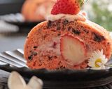 イチゴとチョコビスキュイのロールケーキ作り方31写真