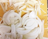 白だしで簡単！新玉ねぎでかき卵汁！作り方1写真