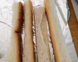 1歳の息子の簡単おやつ！食パンの耳ラスク作り方1写真