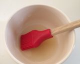 1歳の息子の簡単おやつ！食パンの耳ラスク作り方2写真