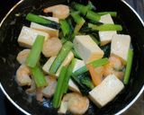 シンプル美味しい！エビと豆腐の塩炒め！作り方3写真